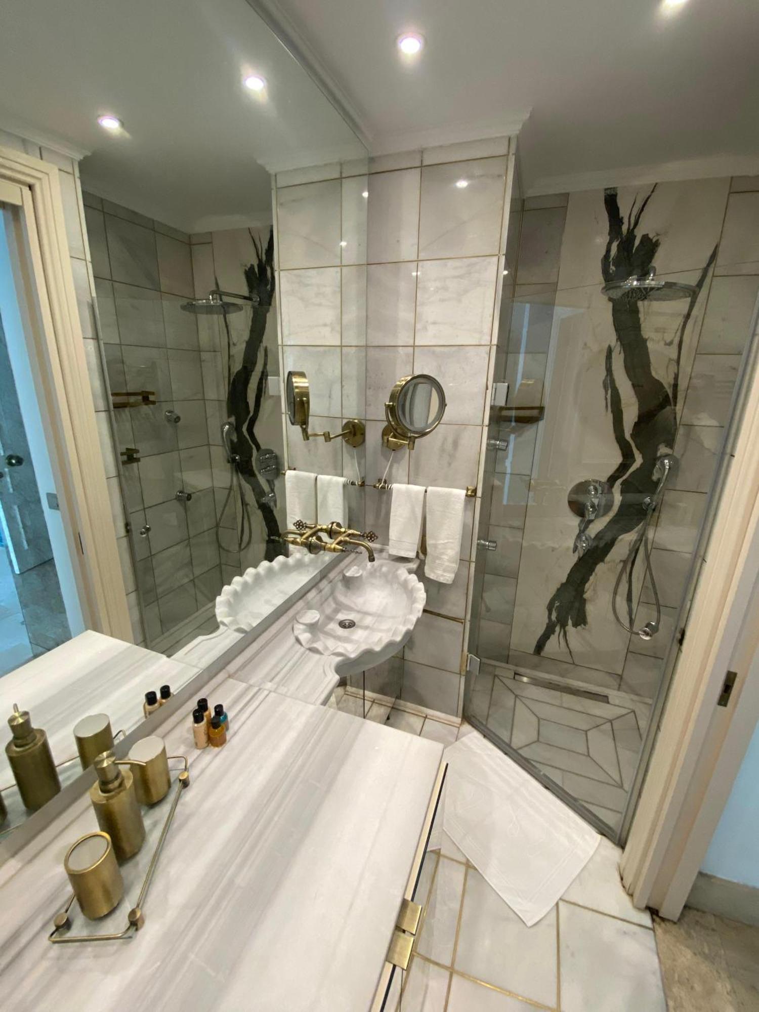 Ab Residences -Cihangir Luxury Antique Apartment อิสตันบูล ภายนอก รูปภาพ