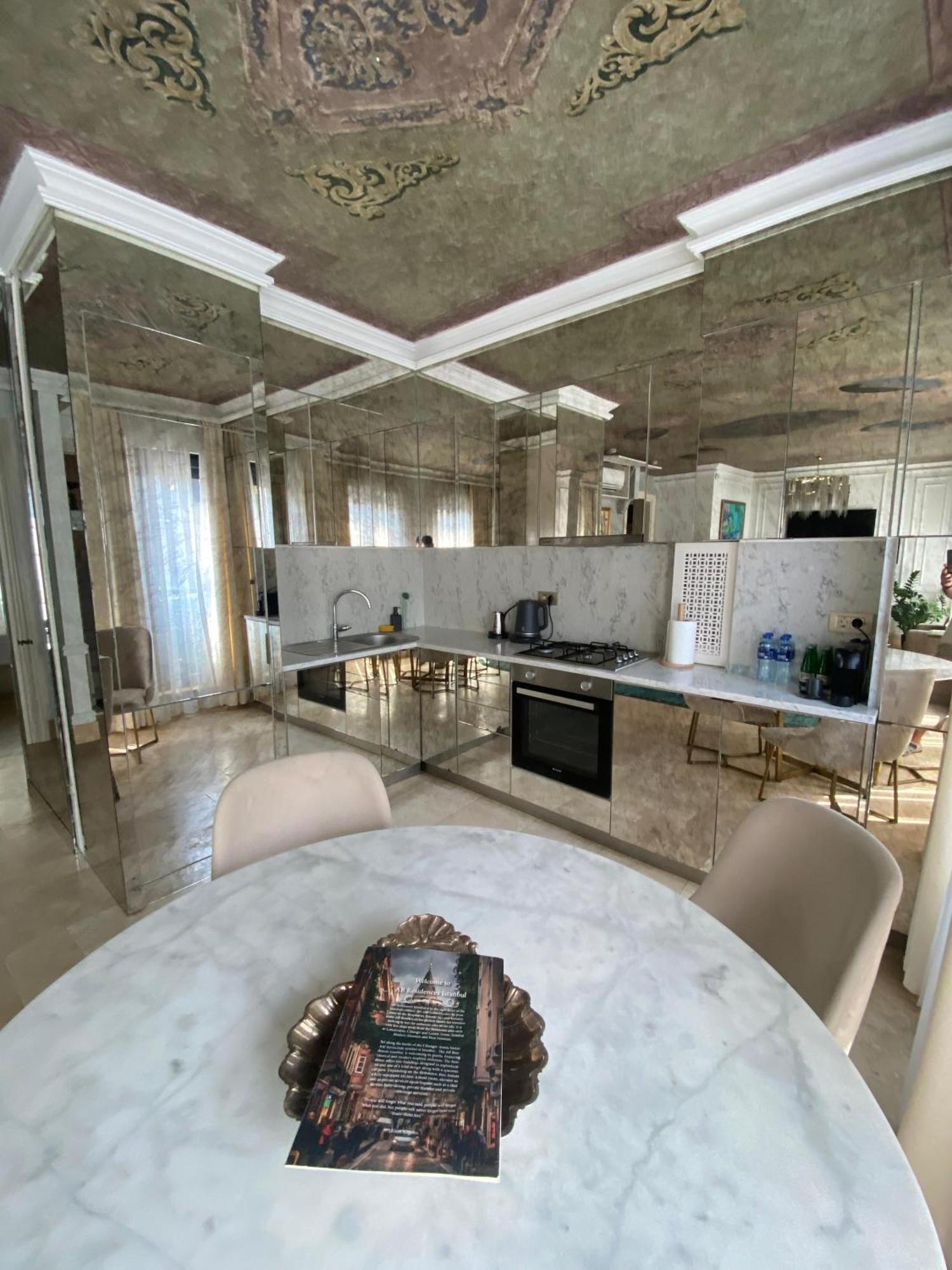 Ab Residences -Cihangir Luxury Antique Apartment อิสตันบูล ภายนอก รูปภาพ